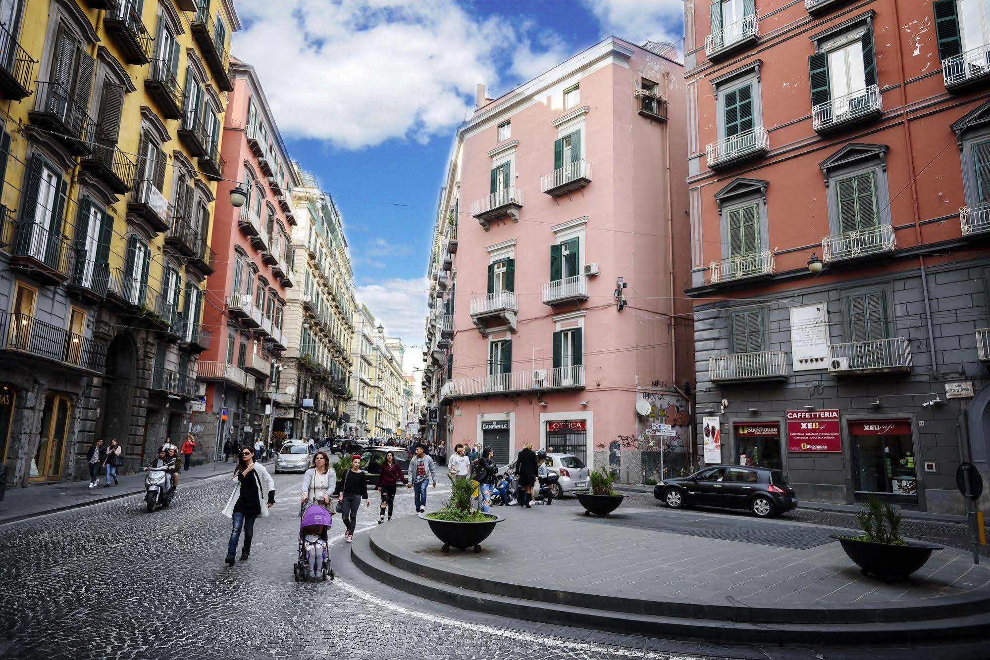 Le 4 Stagioni Napoli Centro Hotel Exterior foto