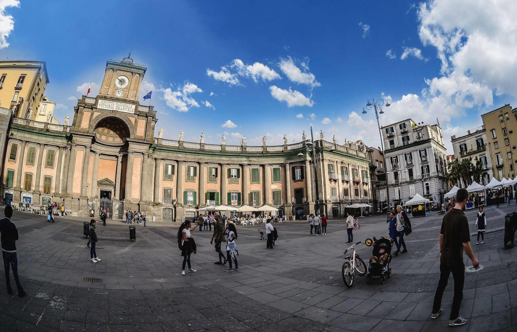 Le 4 Stagioni Napoli Centro Hotel Exterior foto